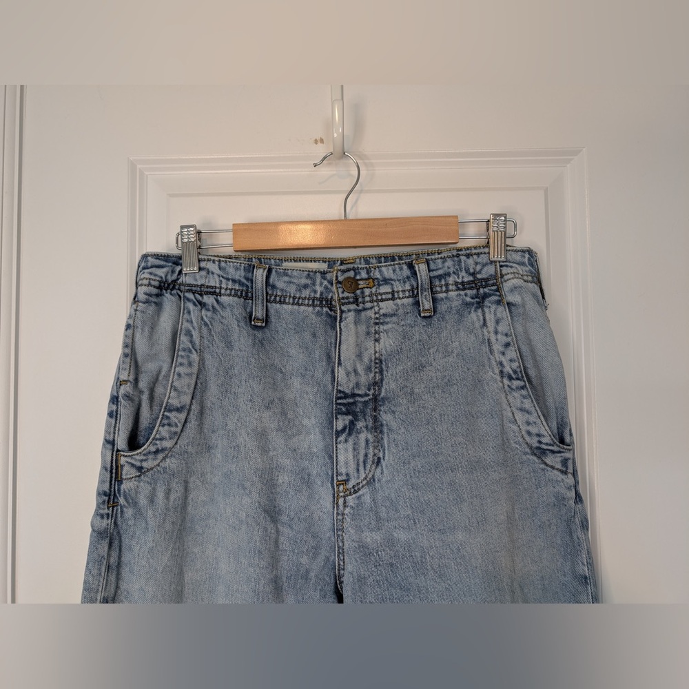 Anthropologie Pilcro Baggy High Waist Jeans Light Wash Size 28 - Picture 2 of 10